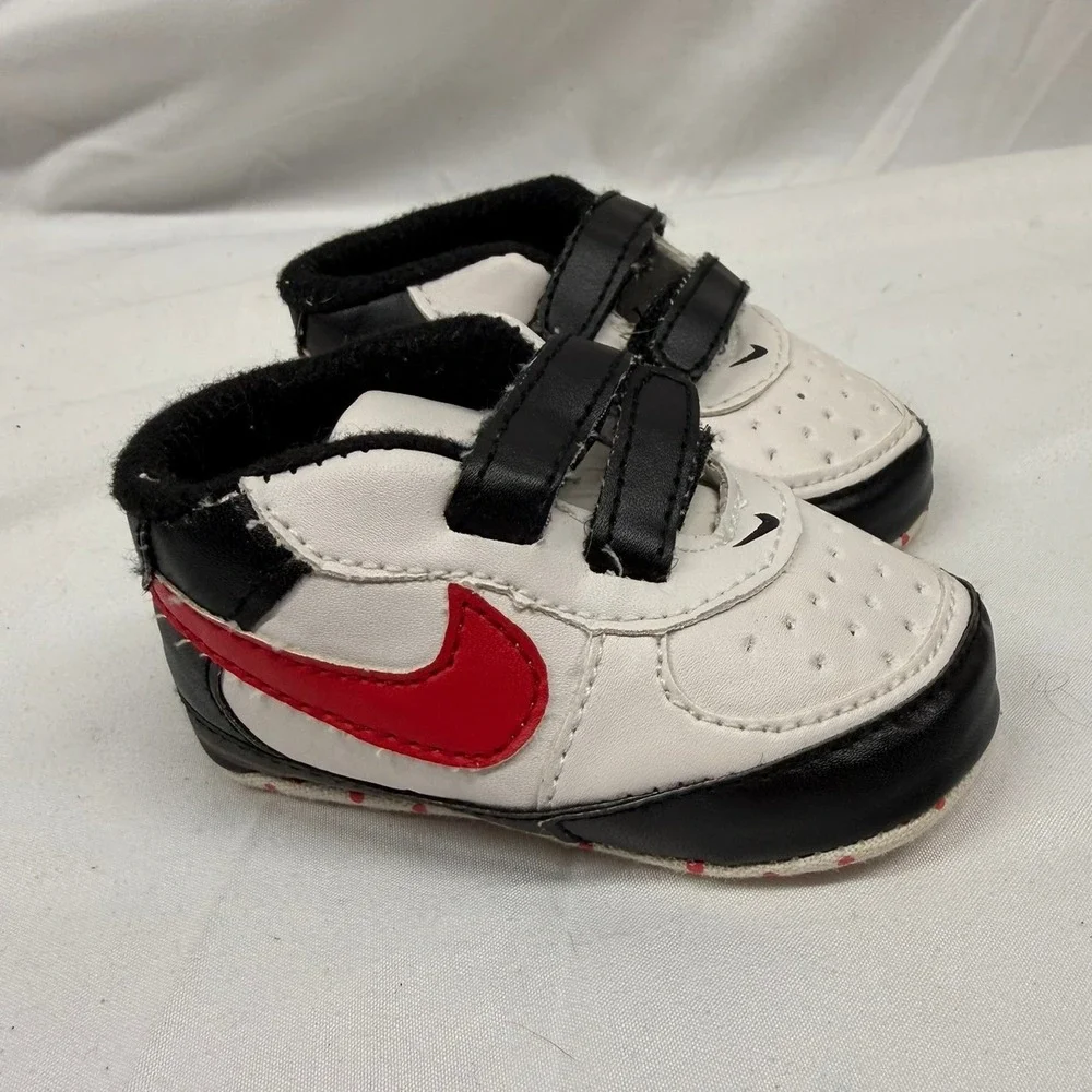 90's Vintage Nike Court Infant Baby White Red Black Crib Shoes Sz 2 RARE HTF‎